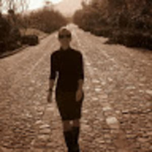 Meet your Posher, Daniela